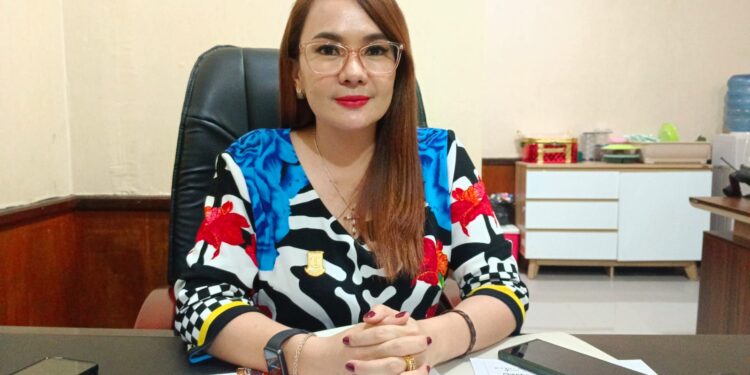 Penyaluran Bantuan Dana BOSDA Tidak Merata, Orang Tua Siswa Pengadu ke Ketua Komisi D DPR Kota Jayapura