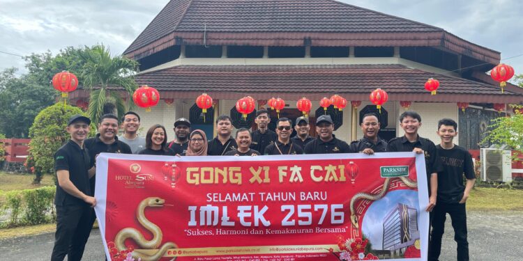 Jelang Tahun Baru Imlek, Hotel Suni Abepura adakan CSR ke Vihara