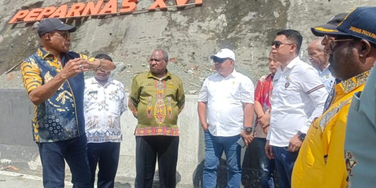 Komisi IV DPR Papua Tinjau Lokasi Longsor di Area Jalan Ring Road