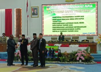 Penutupan Rapat Paripurna DPR Papua, Menyetujui dan Menetapkan Propemperda tahun 2025