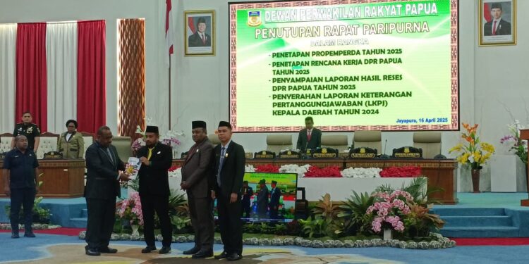 Penutupan Rapat Paripurna DPR Papua, Menyetujui dan Menetapkan Propemperda tahun 2025