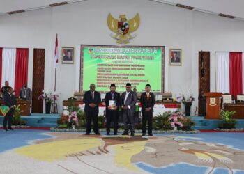 Pemprov Papua Serahkan Dokumen LKPJ APBD Tahun 2024 ke DPR Papua