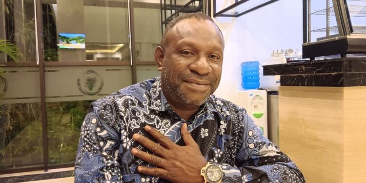 Plt. Kadis PUPR Sarmi, Cundrat Kreeuw Mendukung Visi Misi Bupati dan Wakil Bupati Sarmi