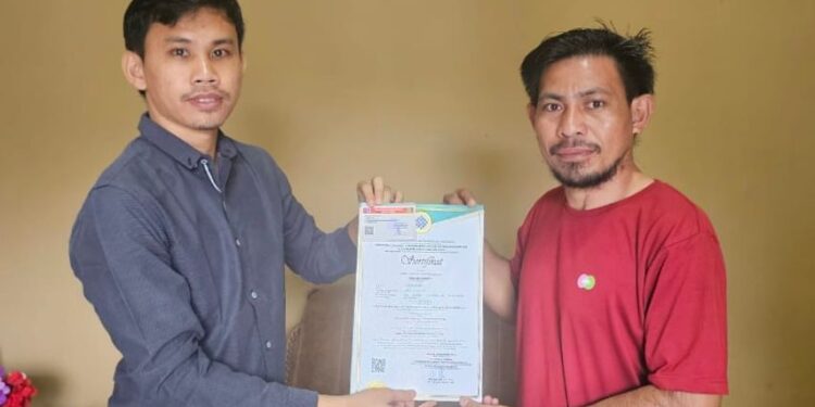 Sukses Ikuti Pelatihan dan Sertifikasi, 18 Peserta MAPA Youth Empowerment 2024 Terima Sertifikat dari PLN UIP MPA