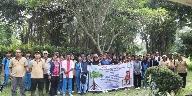 Lewat Program PLN Peduli, PLN UIP MPA Dukung Konservasi Burung Mamoa dan Ekosistem Mangrove di Halmahera Utara