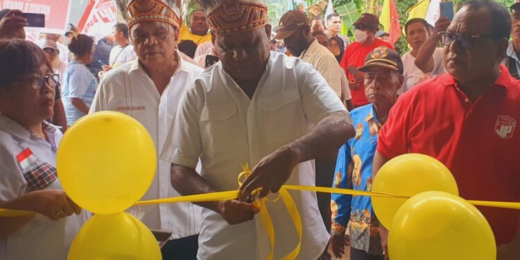 Calon Gubernur Papua MDF Resmikan Posko Pemenangan Markas Besar Relawan Bara JP Provinsi Papua
