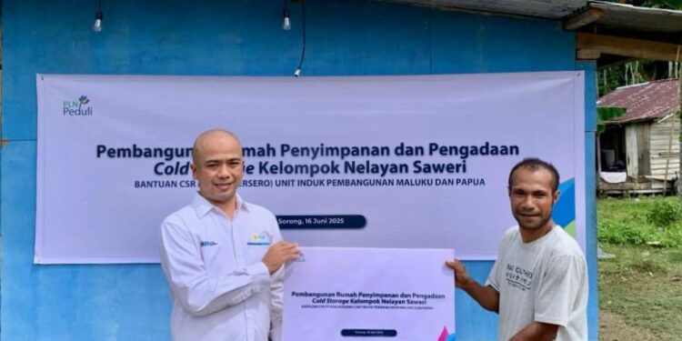 PLN UIP MPA Dukung Peningkatan Ekonomi Nelayan Kampung Saweri Melalui Program PLN Peduli