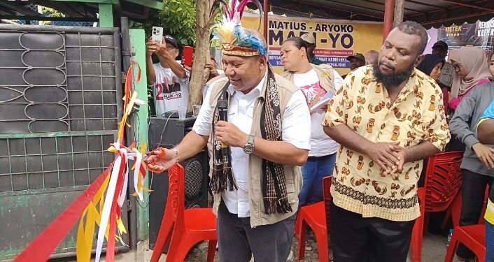 Cawagub Papua Aryoko Rumaropen Resmikan Posko Tim Kerja Saireri Tabi Nusantara Distrik Heram