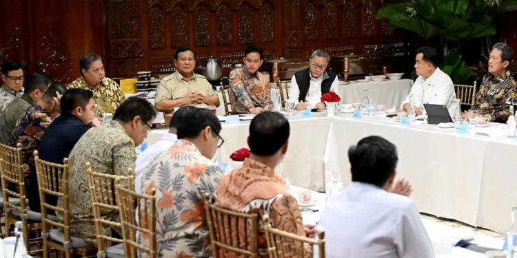 Presiden Prabowo Pimpin Rapat Ekonomi di Kertanegara, Bahas Stimulus dan Stabilitas Keuangan