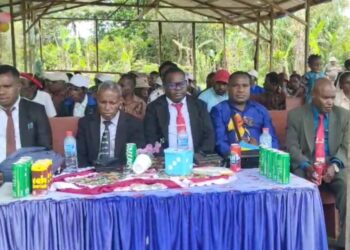 Wakil Bupati Mamteng Hadiri HUT Jemaat GIDI Gimbis Kobakma