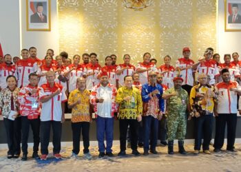 Wakil Gubernur Papua Aryoko Rumaropen Buka Rakornas Gercin