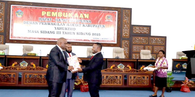 DPRK Yahukimo Gelar Rapat Paripurna Masa Sidang III Tahun 2025 Dengan Agenda Pembahasan Rancangan Peraturan Daerah Tentang APBD Tahun 2026