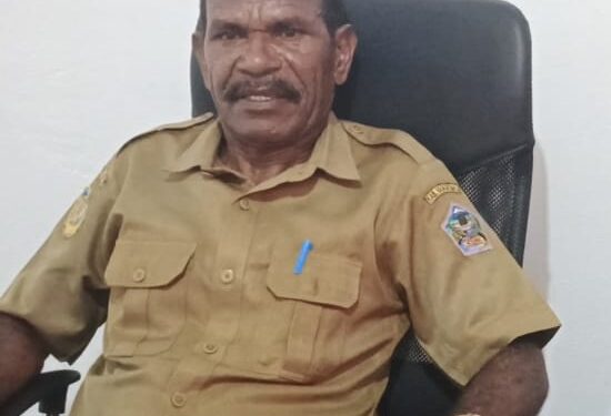 Kepala DPMK Yahukimo Lazarus Pahabol Membantah Isu Potong Dana Desa 10 Juta Setiap Kampung, Itu Tidak Benar Hoax