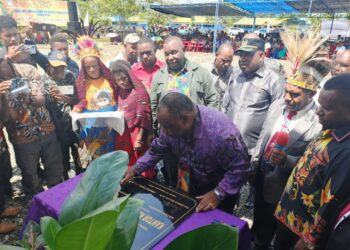 Gedung Kantor Klasis Gidi Dekai Kota Diresmikan, Bupati Didimus Yahuli Berharap Jadikan Kantor Sebagai Sangkakala Membunyikan Kebaikan