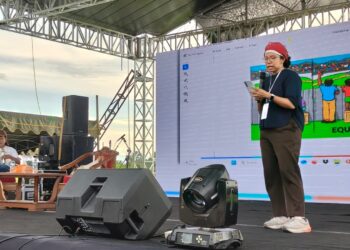Wakil AMSI Pusat, Citra Dyah Prastusti Memberikan Materi pada Festival Media Tentang Gender dan Kesejahteraan