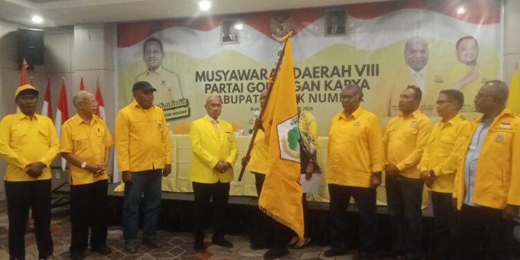 Terpilih Aklamasi Pimpin Golkar, Markus Mansnembra Siap “Kuningkan” Biak Numfor dan Sapu Bersih Kursi DPRK Biak
