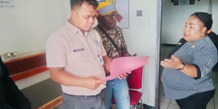 Forum Pemuda dan Masyarakat Asli Papua Peduli Transparansi Seleksi PAW KPU Provinsi Papua Pegunungan Sampaikan 6 Tuntutan