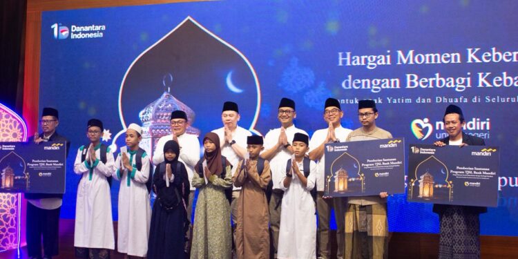 Bank Mandiri Region XII Hadirkan Cahaya Keberkahan Kebaikan Ramadan 1447 H, dengan menggelar Buka Puasa, Santunan, dan Khitanan Gratis untuk Warga Papua