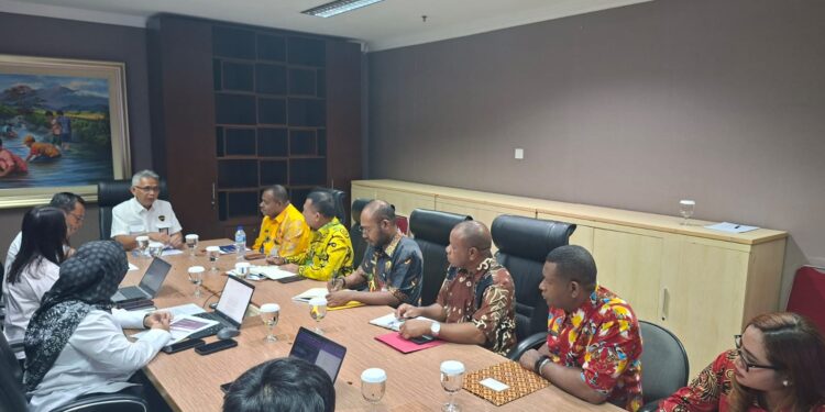 Pemda Supiori Audiens Strategis Bersama Kementerian Pekerjaan Umum RI di Jakarta