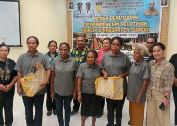 Dinas Kebudayaan dan Pariwisata UPTD Noken Papua Gelar Pelatihan Noken Saireri di Supiori, Dorong Pelestarian Budaya dan Pemberdayaan Ekonomi