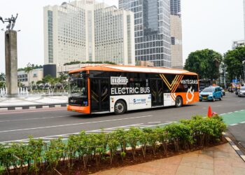 Inisiasi Penghematan Energi, Puluhan Ribu Insan PLN Serentak Terapkan Clean Energy Day