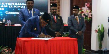 DPRK Mamteng Terima LKPJ Bupati Tahun 2025