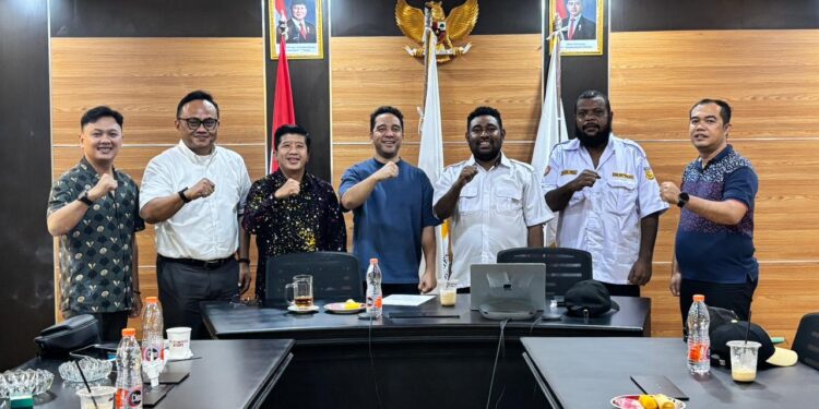 Ketua Karang Taruna Provinsi Papua Kunjungi Pengurus Nasional Karang Taruna di Sekretariat PNKT