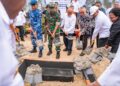 Gubernur Papua Matius Fakhiri Letakkan Batu Pertama Pabrik Pakan Garuda Bumi Papua, Dorong Kemandirian Pangan dan Hilirisasi Pertanian