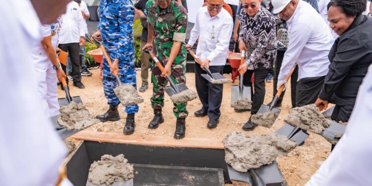 Gubernur Papua Matius Fakhiri Letakkan Batu Pertama Pabrik Pakan Garuda Bumi Papua, Dorong Kemandirian Pangan dan Hilirisasi Pertanian
