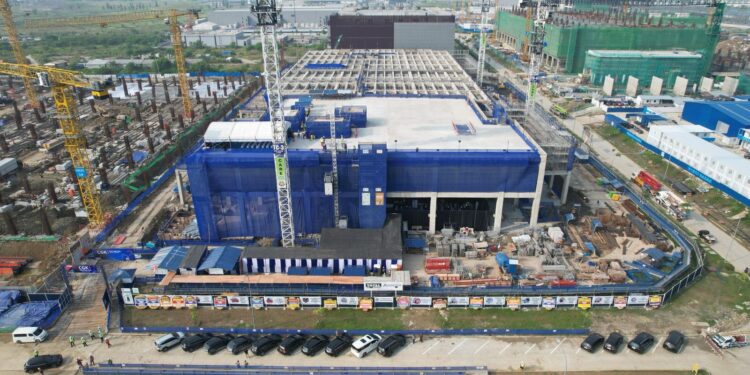 PLN Terus Dukung Ekosistem Digital Nasional, Listriki Data Center Hingga 2×725 MVA untuk Digital Edge Indonesia