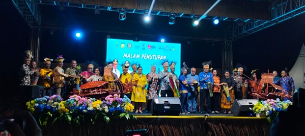 Festival Biak Munara Wampasi 2026 Resmi Ditutup, Pemkab Ajak Masyarakat Jaga Warisan Budaya dan Pariwisata
